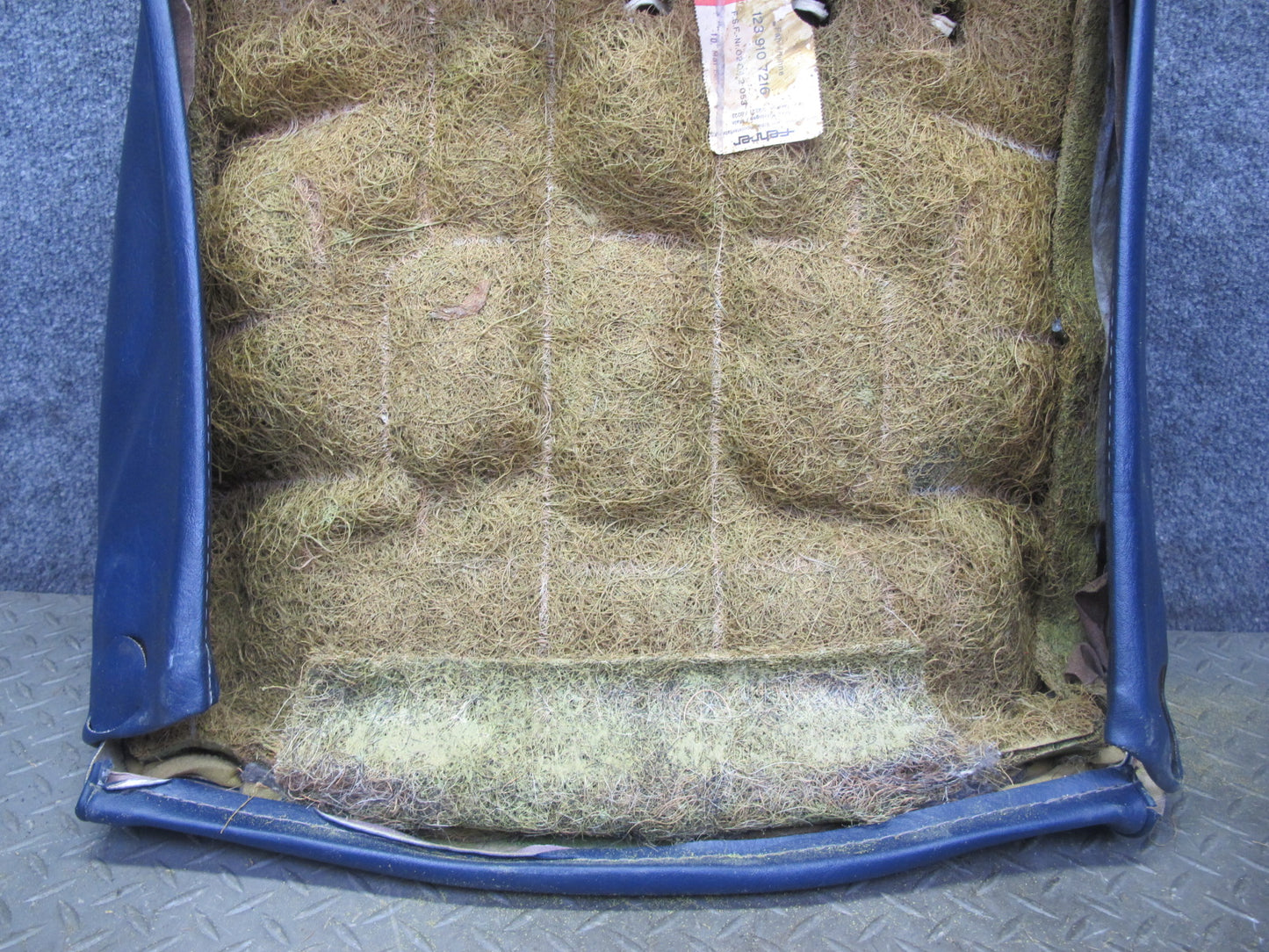 82-83 Mercedes W123 240D Front Righ Seat Upper Leather Cushion Blue OEM