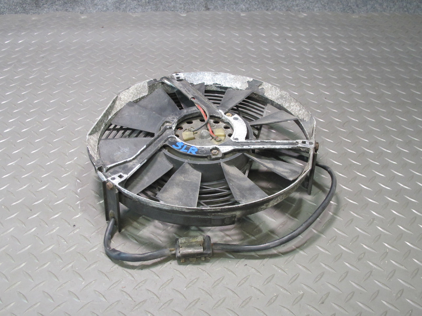 73-85 Mercedes R107 Sl-class Engine Cooling Radiator Auxiliary Fan Motor OEM