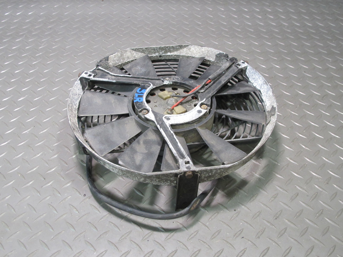 73-85 Mercedes R107 Sl-class Engine Cooling Radiator Auxiliary Fan Motor OEM