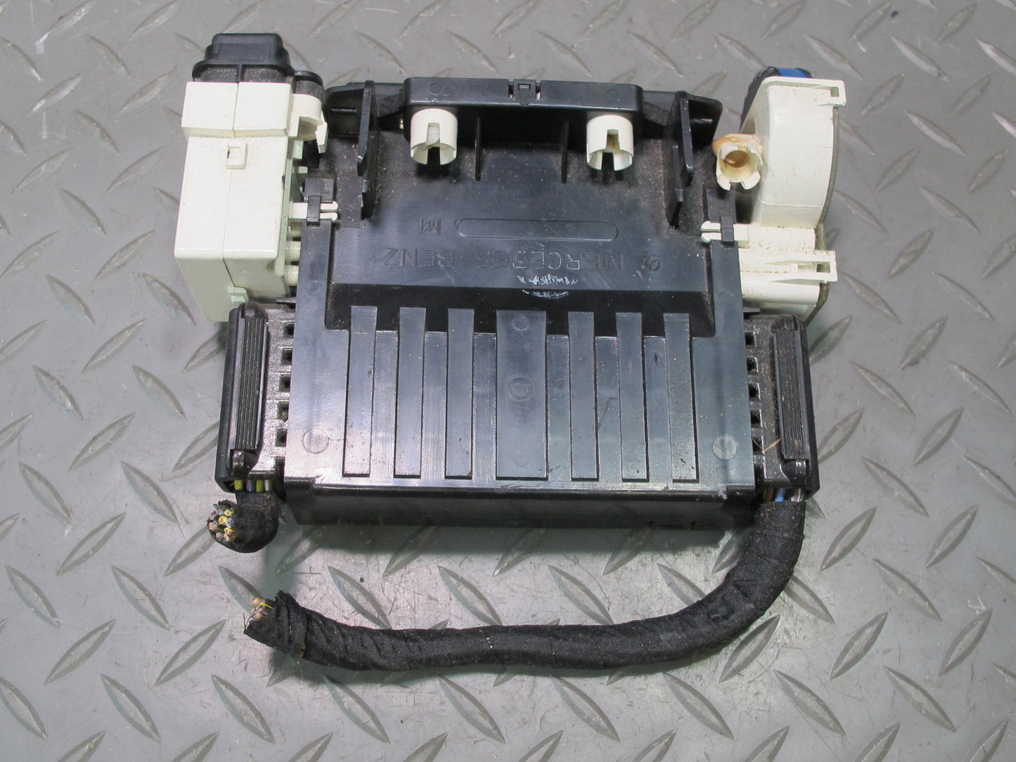 81-85 Mercedes R107 380SL A/C Heater Climate Control Switch Panel 1078302685 OEM