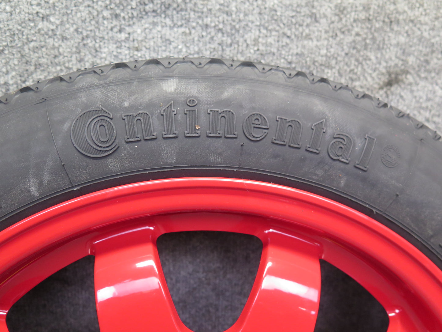 97-04 Porsche Boxster 986 Emergency Spare Tire Wheel 17x3.5 ET19 Conti 105/95