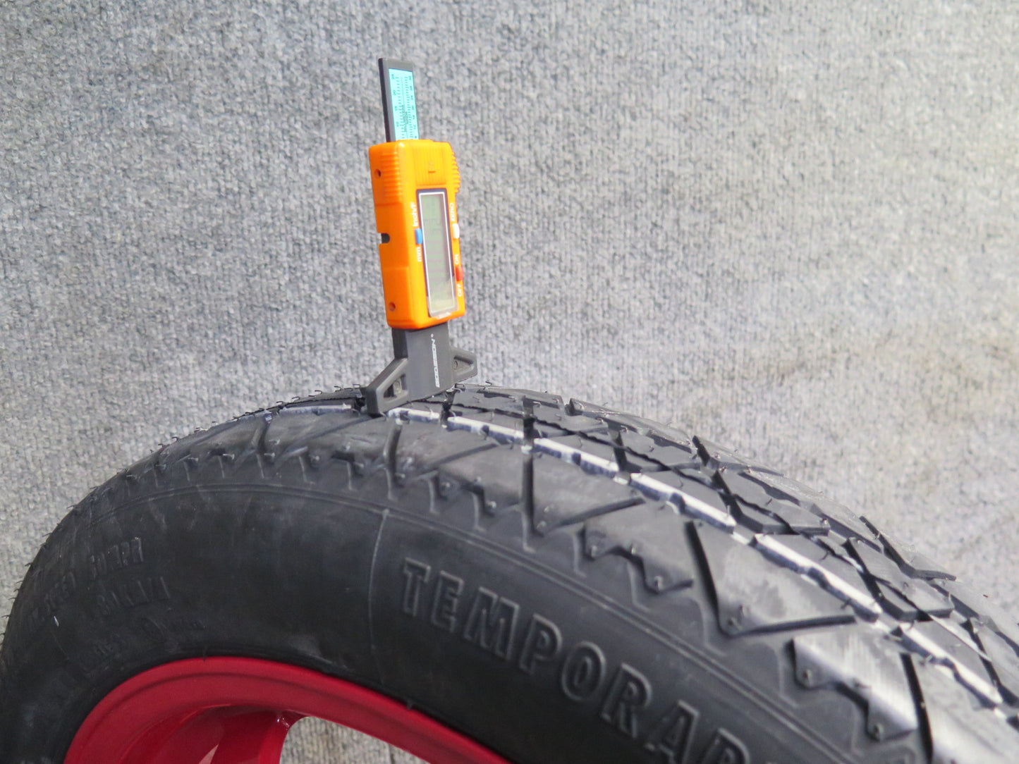 97-04 Porsche Boxster 986 Emergency Spare Tire Wheel 17x3.5 ET19 Conti 105/95