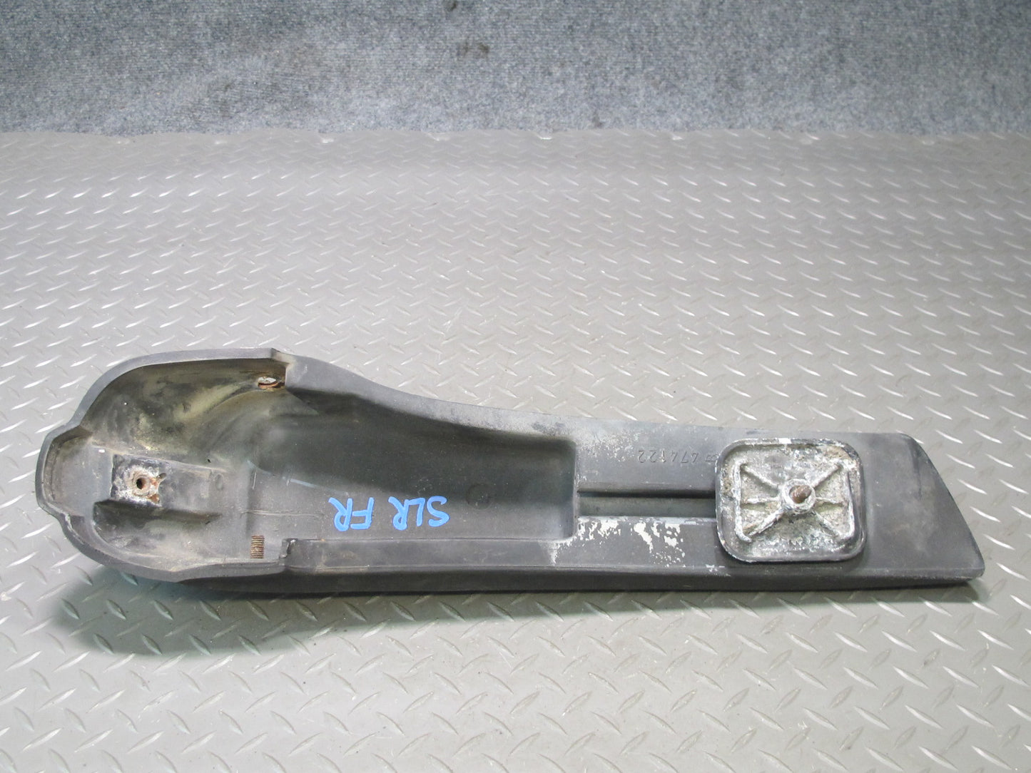 73-89 Mercedes R107 Front Bumper Left & Right Extension Rubber END Pad OEM