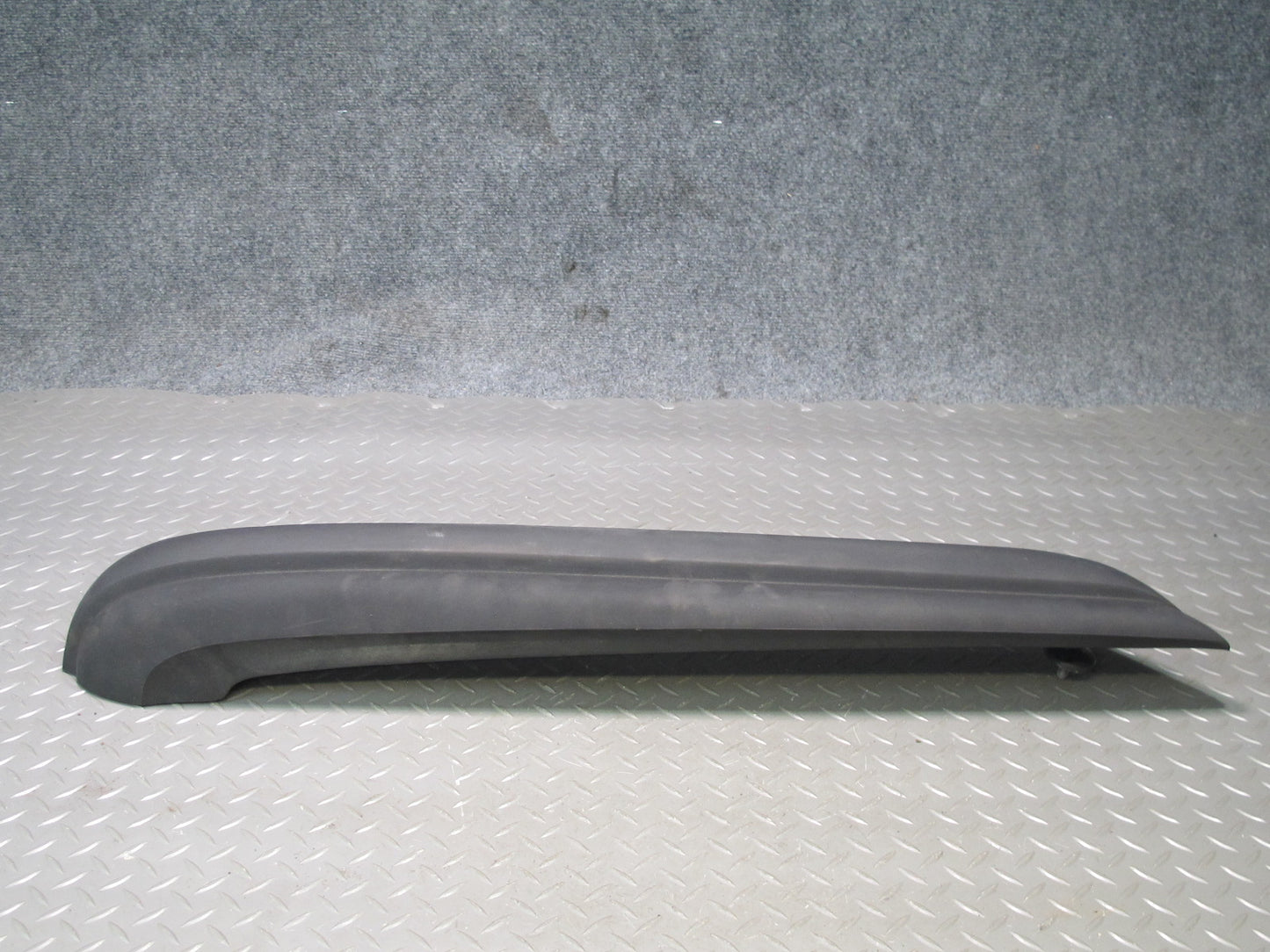 73-89 Mercedes R107 Rear Bumper Left & Right Extension Rubber END Pad OEM