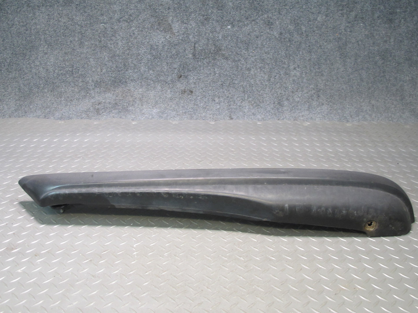 73-89 Mercedes R107 Rear Bumper Left & Right Extension Rubber END Pad OEM
