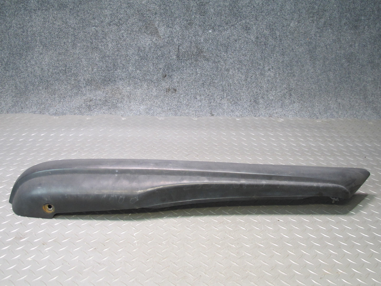 73-89 Mercedes R107 Rear Bumper Left & Right Extension Rubber END Pad OEM
