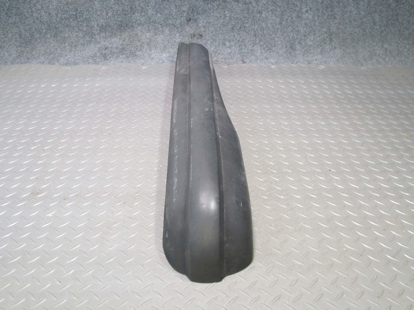 73-89 Mercedes R107 Rear Bumper Left & Right Extension Rubber END Pad OEM