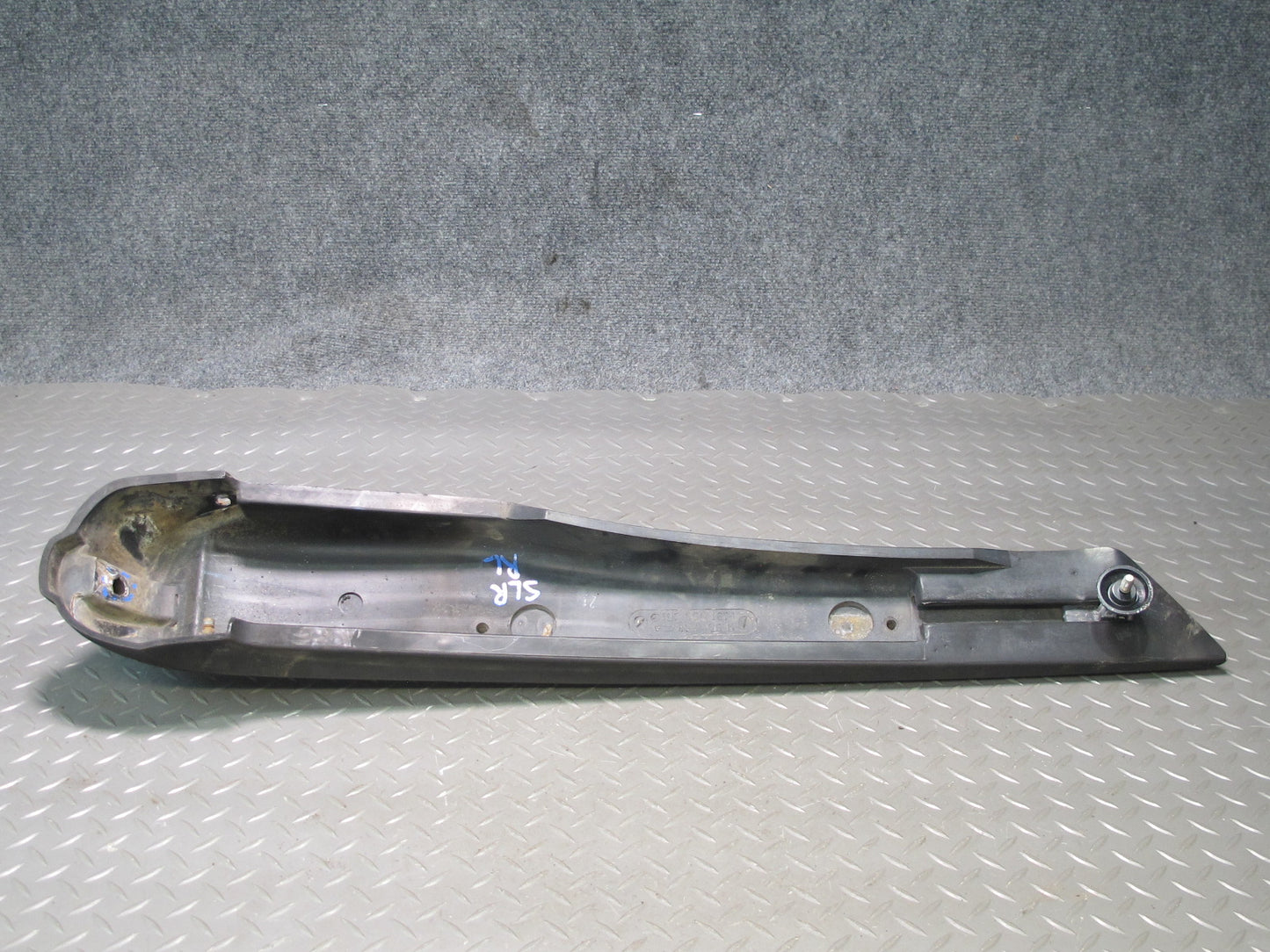 73-89 Mercedes R107 Rear Bumper Left & Right Extension Rubber END Pad OEM