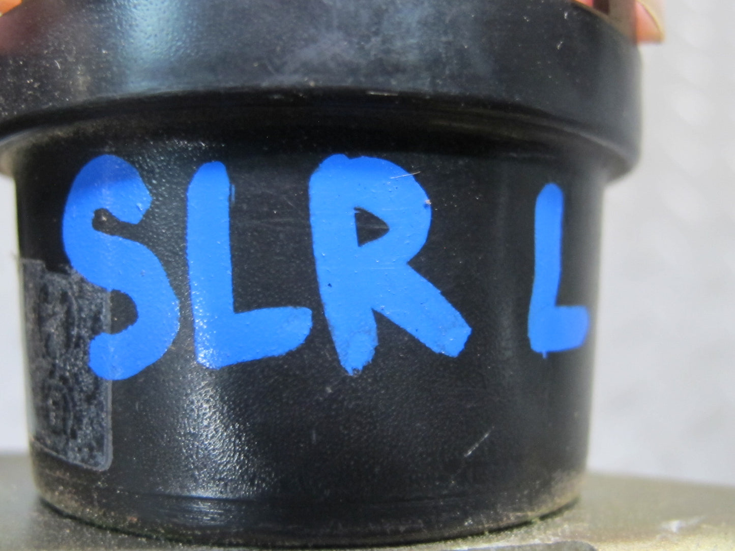 81-85 Mercedes R107 Left Heater Blower Box Vacuum Actuator Valve OEM