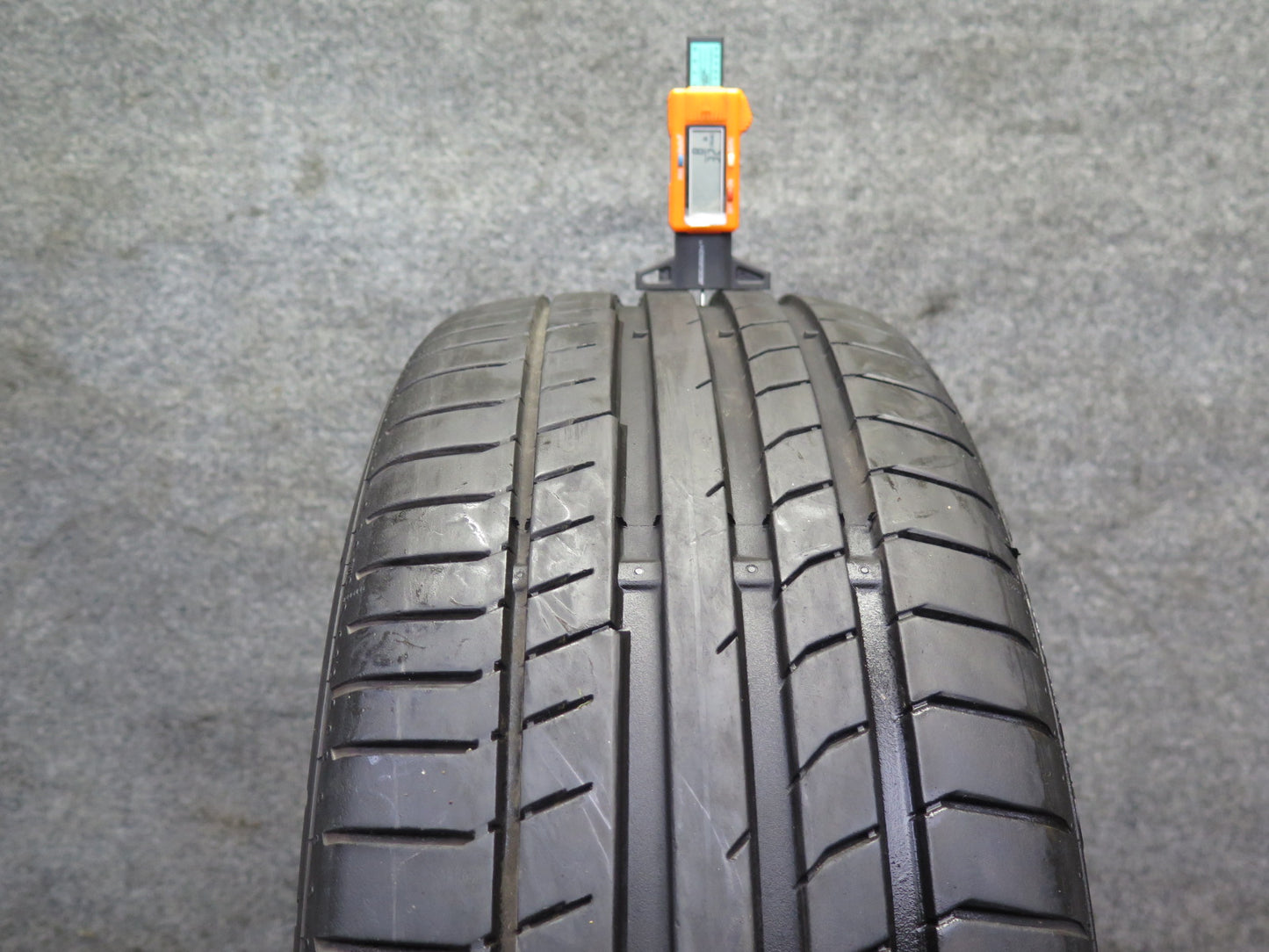 Continental Contisportcontact 5 Summer Tire 225/40 R18 92Y 1921 8/32 Tread