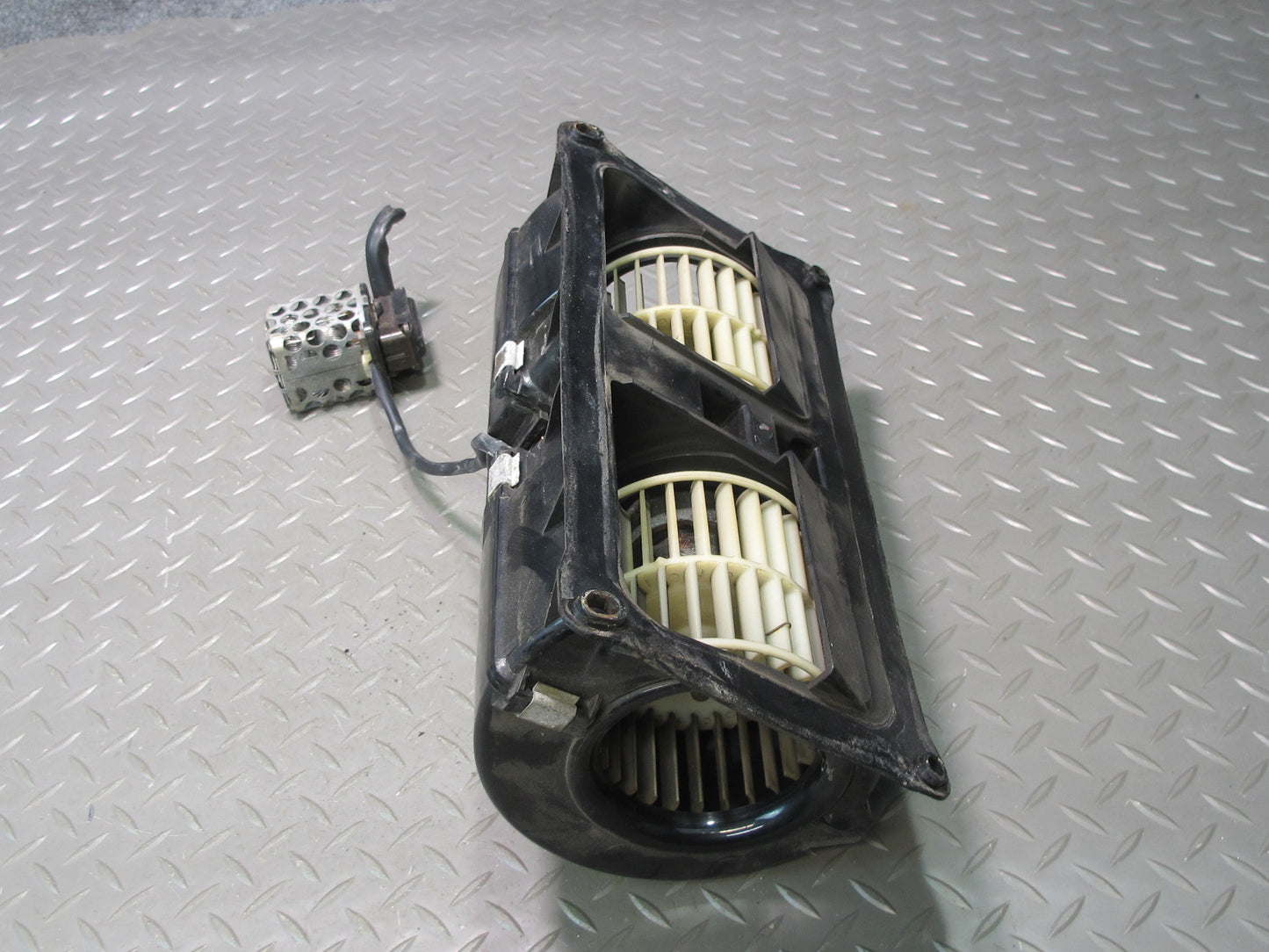 73-85 Mercedes R107 A/C Heater Blower Motor Fan w Resistor OEM