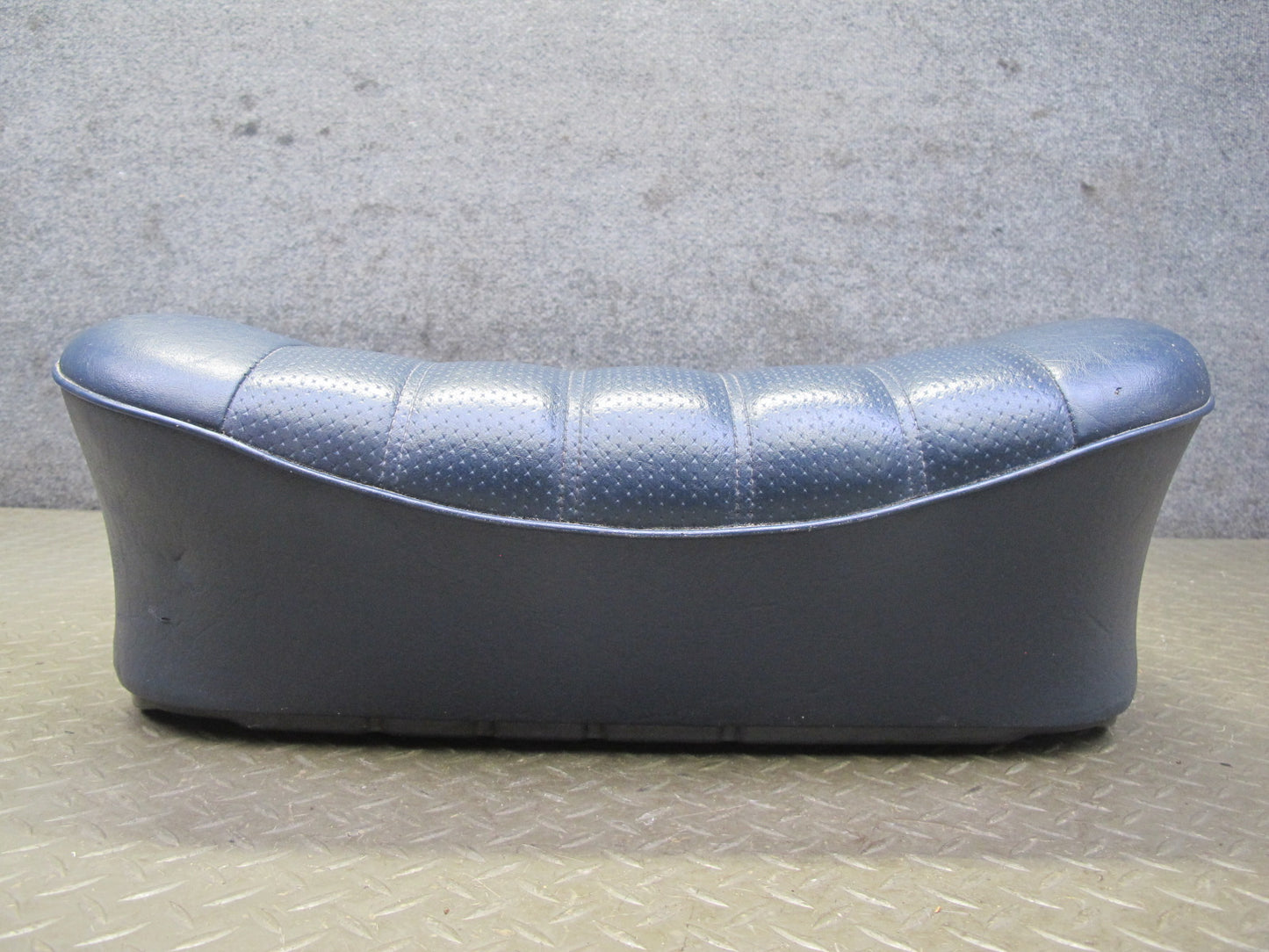 82-83 Mercedes W123 240D Front Right Seat Lower Leather Cushion Blue w Frame OEM