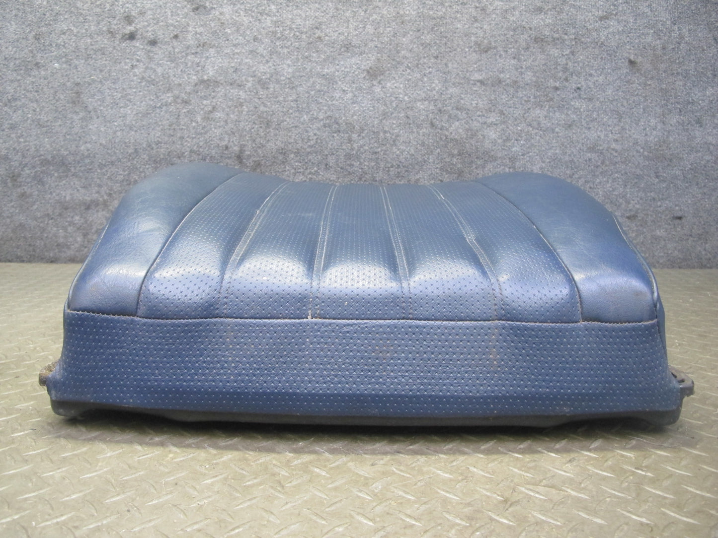 82-83 Mercedes W123 240D Front Right Seat Lower Leather Cushion Blue w Frame OEM