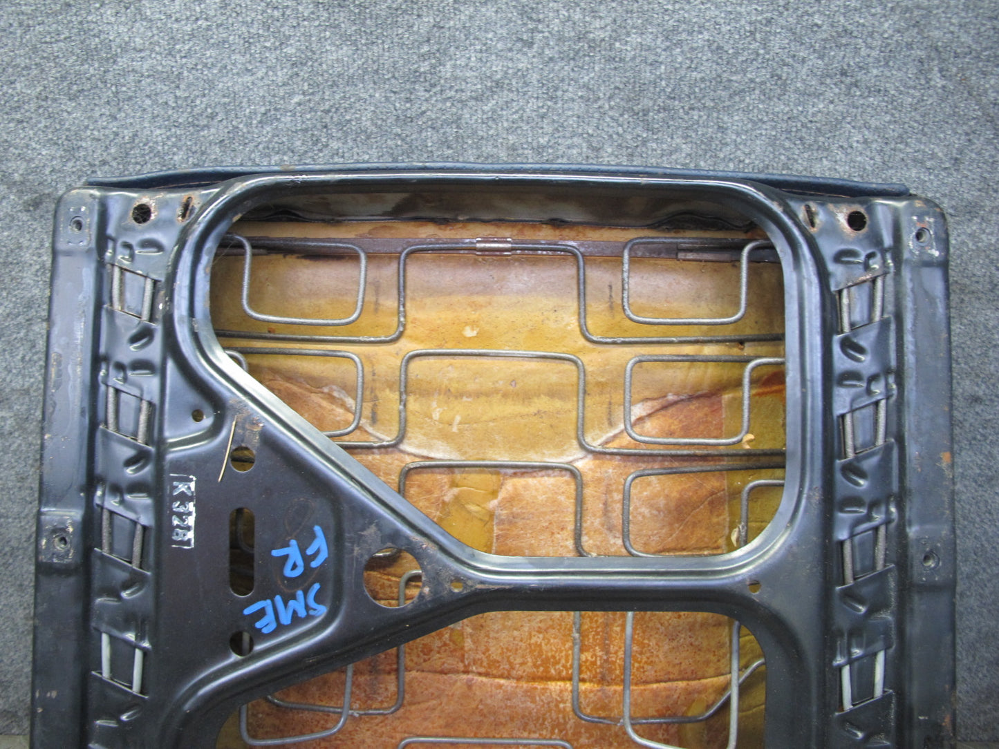 82-83 Mercedes W123 240D Front Right Seat Lower Leather Cushion Blue w Frame OEM