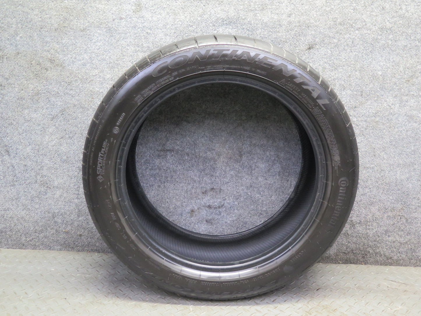 Continental Extremecontact Sport Summer Tire 205/50 R17 93W 2921 8/32 Tread