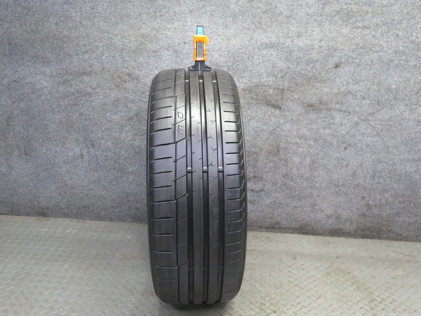 Continental Extremecontact Sport Summer Tire 205/50 R17 93W 2921 8/32 Tread