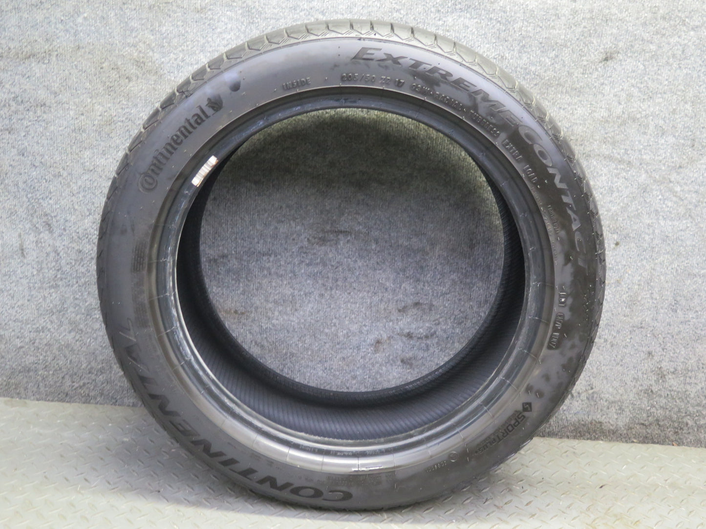 Continental Extremecontact Sport Summer Tire 205/50 R17 93W 2921 8/32 Tread