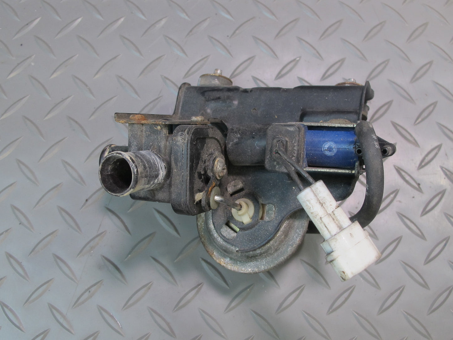 86-92 Toyota Supra MA70L Heater Water Coolant Bypass Valve Vacuum Switch OEM