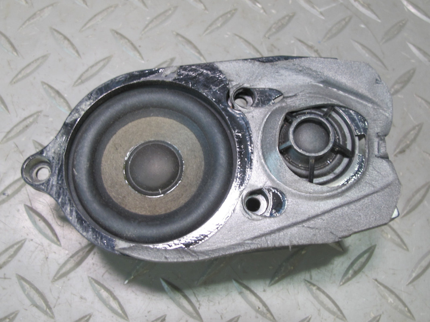 01-06 BMW E46 330Ci Set of 2 Front Left & Right Door Hi-fi Speaker OEM