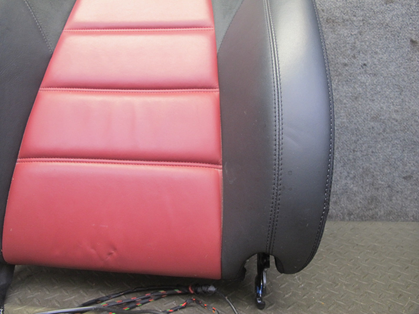 05-06 Mercedes R171 SLK55 AMG Front Right Leather Seat Upper Cushion RED 70k OEM