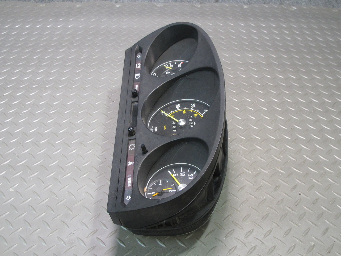 81-85 Mercedes R107 380SL Instrument Cluster Gauge Speedometer OEM