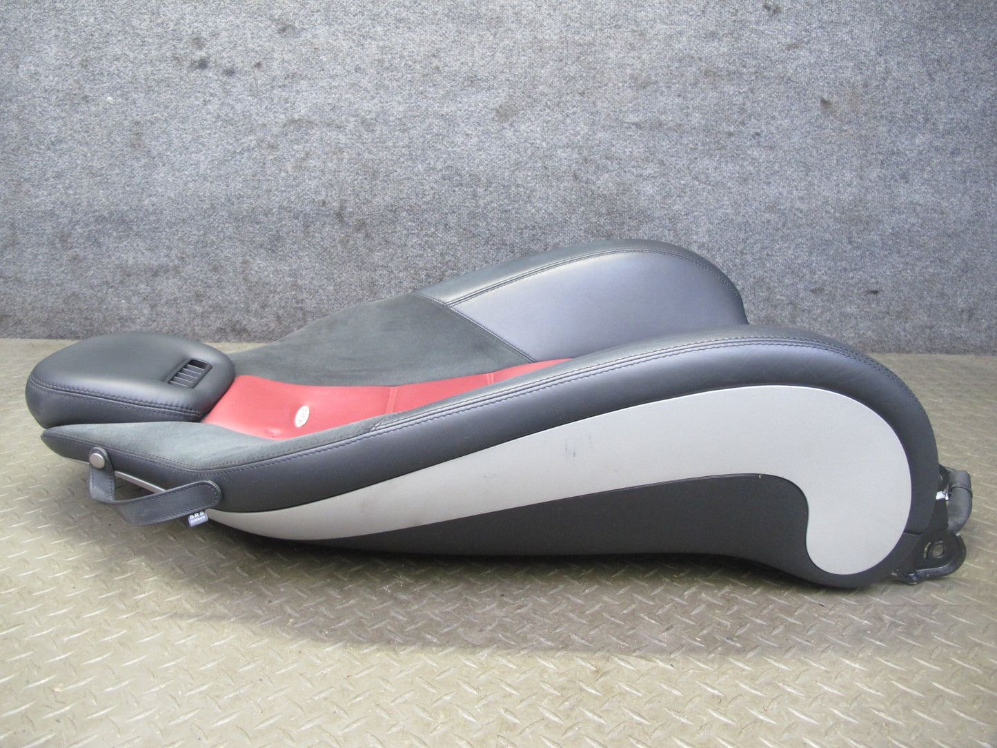 05-06 Mercedes R171 SLK55 AMG Front Right Leather Seat Upper Cushion RED 70k OEM