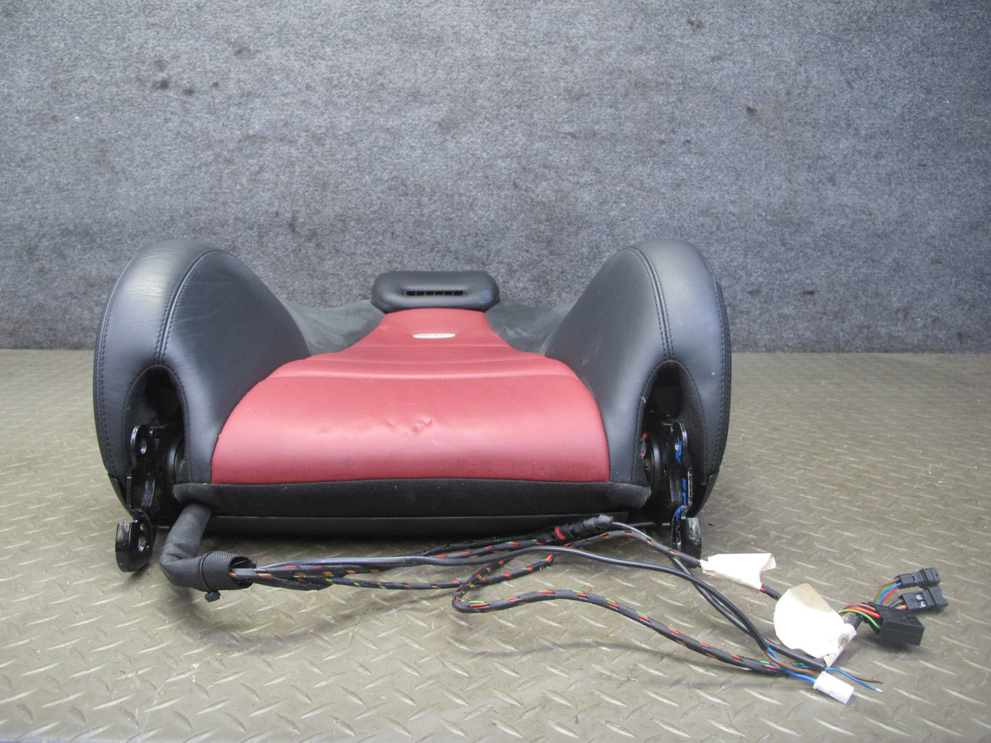 05-06 Mercedes R171 SLK55 AMG Front Right Leather Seat Upper Cushion RED 70k OEM