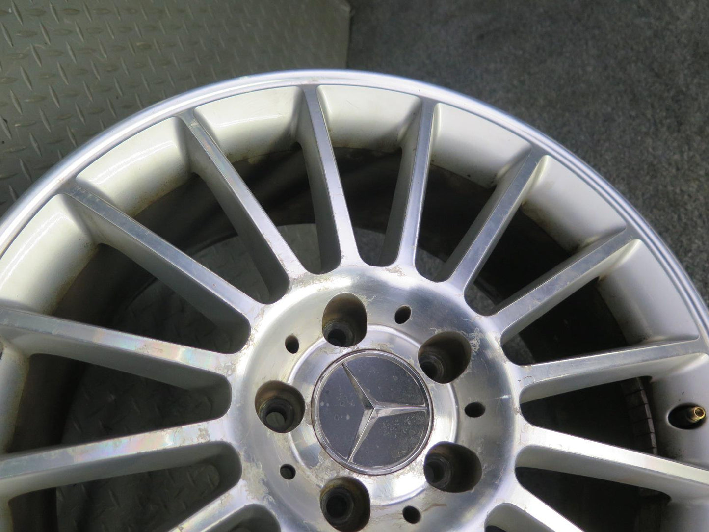 05-11 Mercedes R171 SLK55 AMG Front R18 18" Alloy Wheel Rim 18x7.5J ET37 OEM