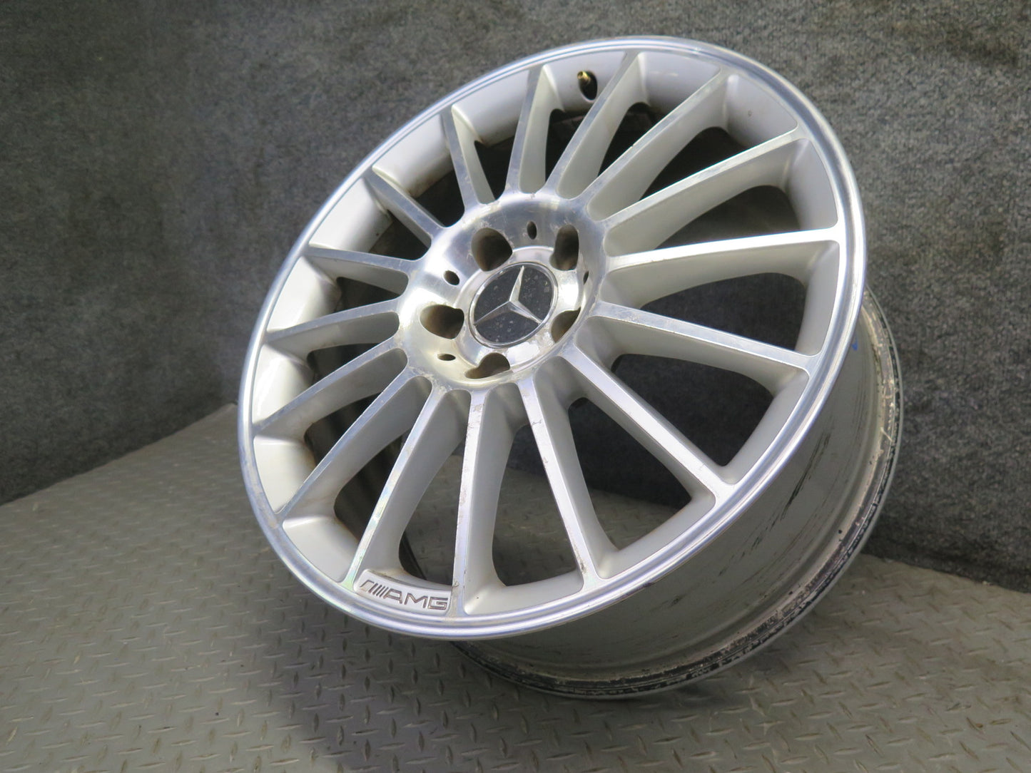 05-11 Mercedes R171 SLK55 AMG Front R18 18" Alloy Wheel Rim 18x7.5J ET37 OEM