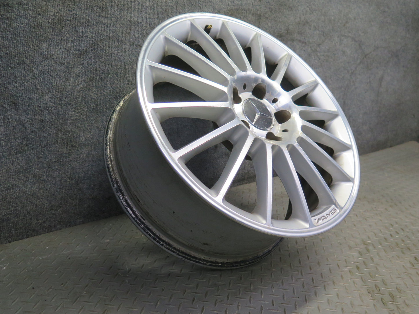 05-11 Mercedes R171 SLK55 AMG Front R18 18" Alloy Wheel Rim 18x7.5J ET37 OEM