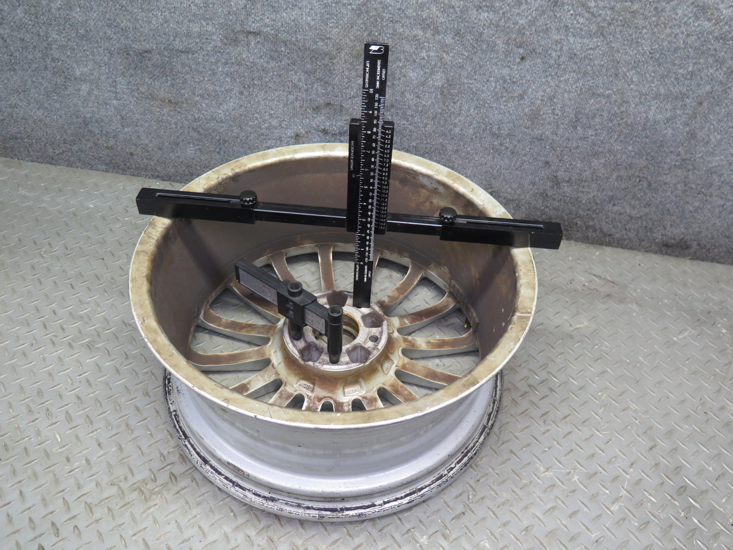 05-11 Mercedes R171 SLK55 AMG Front R18 18" Alloy Wheel Rim 18x7.5J ET37 OEM