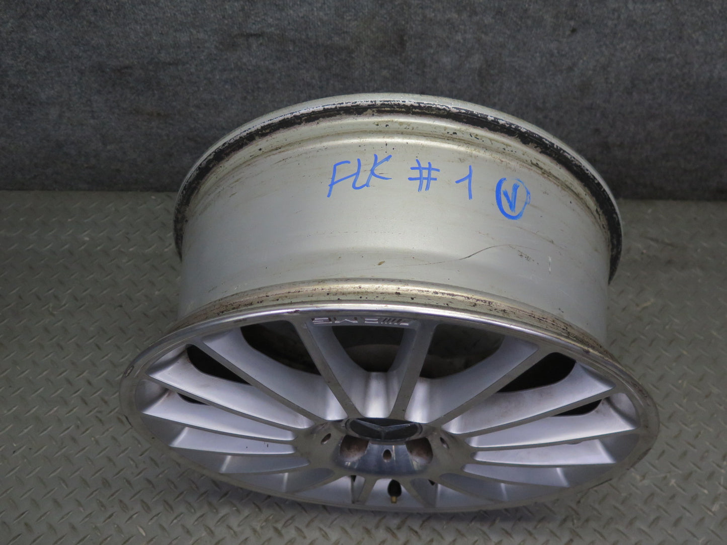 05-11 Mercedes R171 SLK55 AMG Front R18 18" Alloy Wheel Rim 18x7.5J ET37 OEM