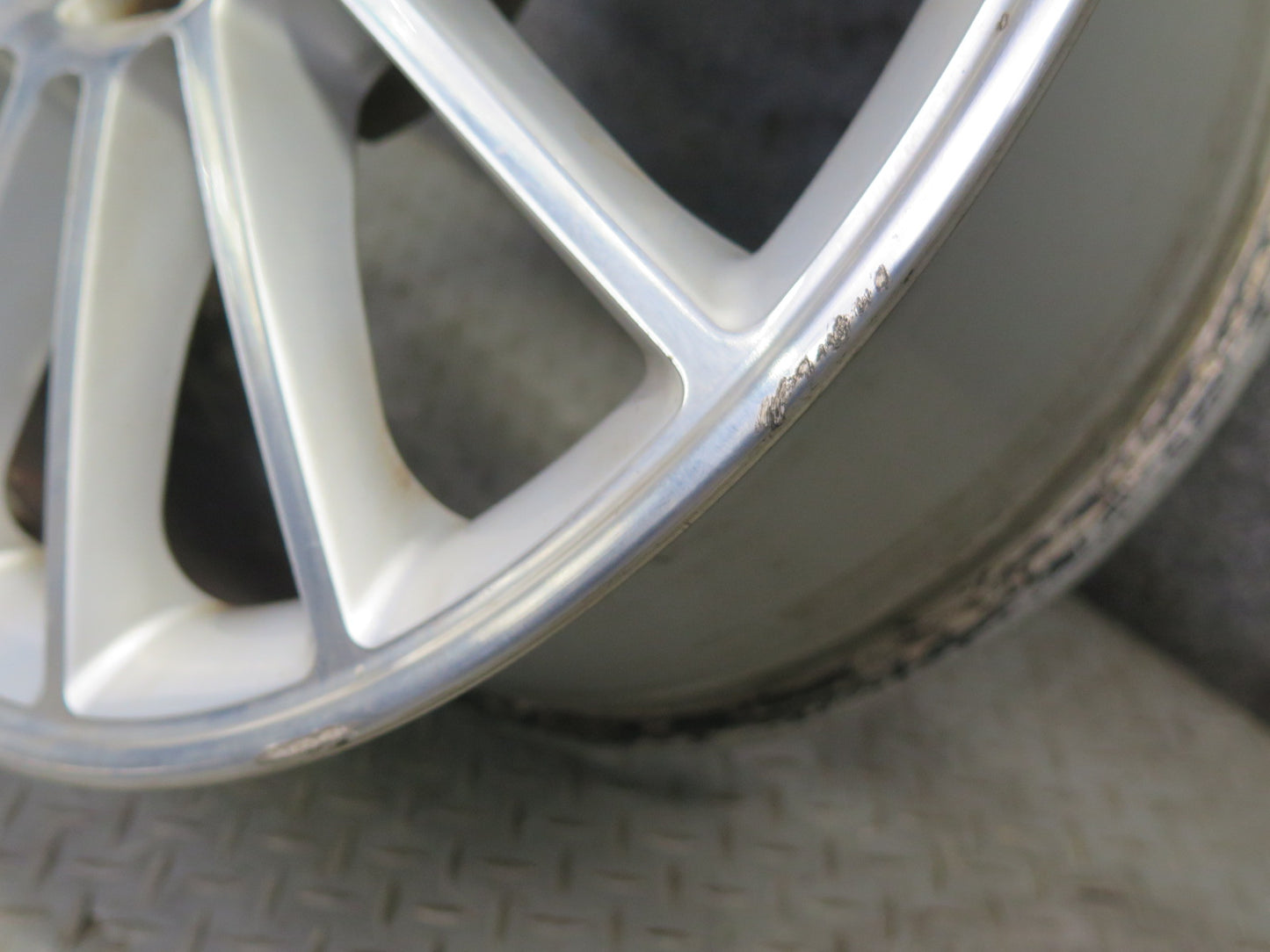 05-11 Mercedes R171 SLK55 AMG Front R18 18" Alloy Wheel Rim 18x7.5J ET37 OEM