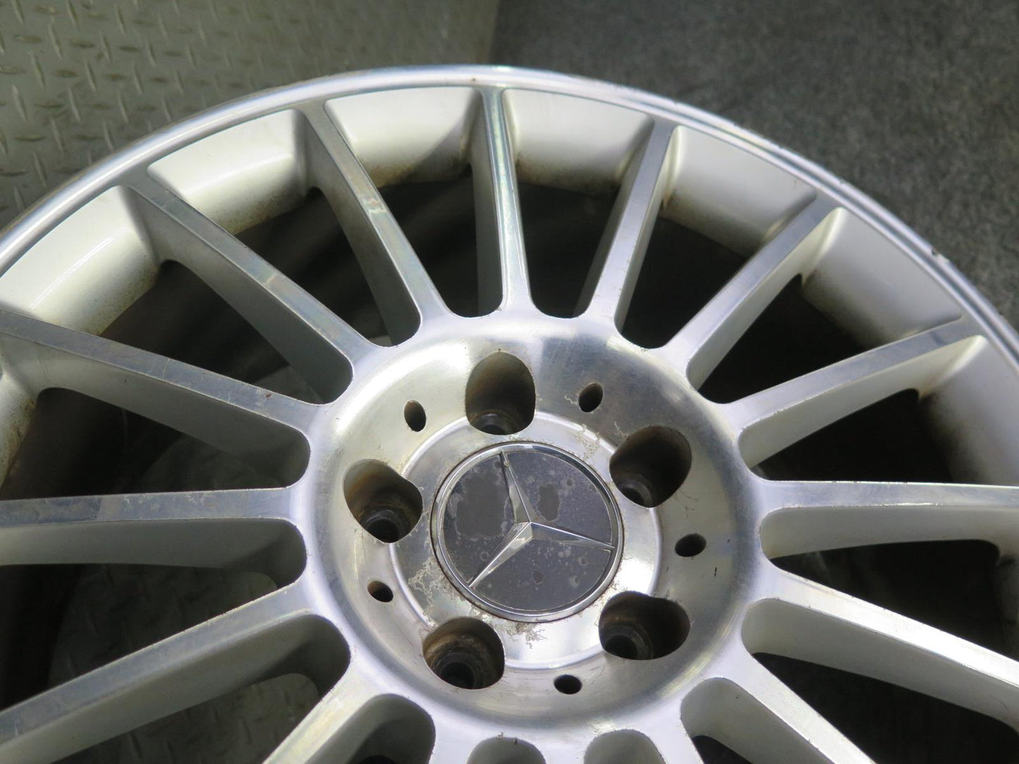 05-11 Mercedes R171 SLK55 AMG Front R18 18" Alloy Wheel Rim 18x7.5J ET37 OEM