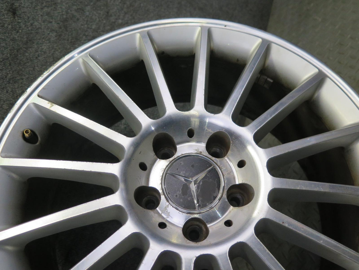 05-11 Mercedes R171 SLK55 AMG Front R18 18" Alloy Wheel Rim 18x7.5J ET37 OEM