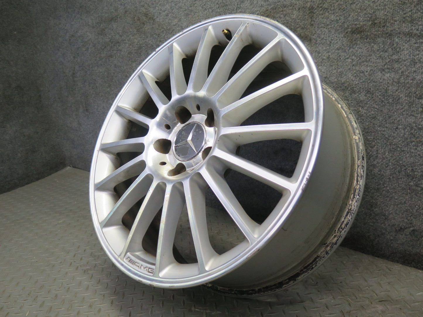 05-11 Mercedes R171 SLK55 AMG Front R18 18" Alloy Wheel Rim 18x7.5J ET37 OEM