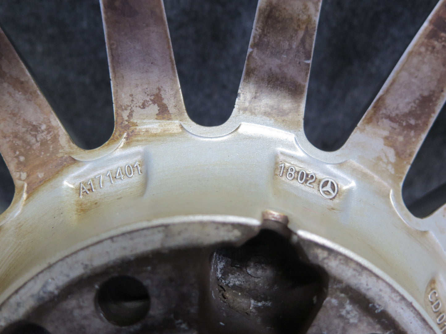 05-11 Mercedes R171 SLK55 AMG Front R18 18" Alloy Wheel Rim 18x7.5J ET37 OEM