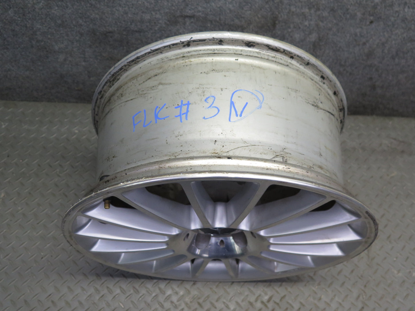 05-11 Mercedes R171 SLK55 AMG Rear R18 18" Alloy Wheel Rim 18x8.5J ET30 OEM