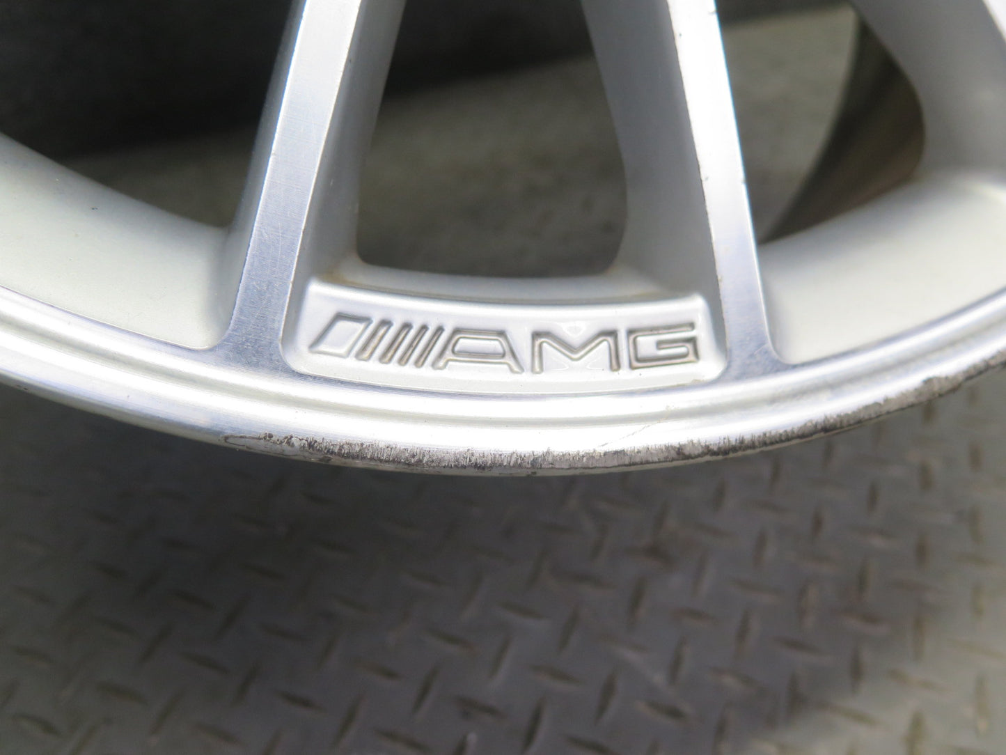 05-11 Mercedes R171 SLK55 AMG Rear R18 18" Alloy Wheel Rim 18x8.5J ET30 OEM