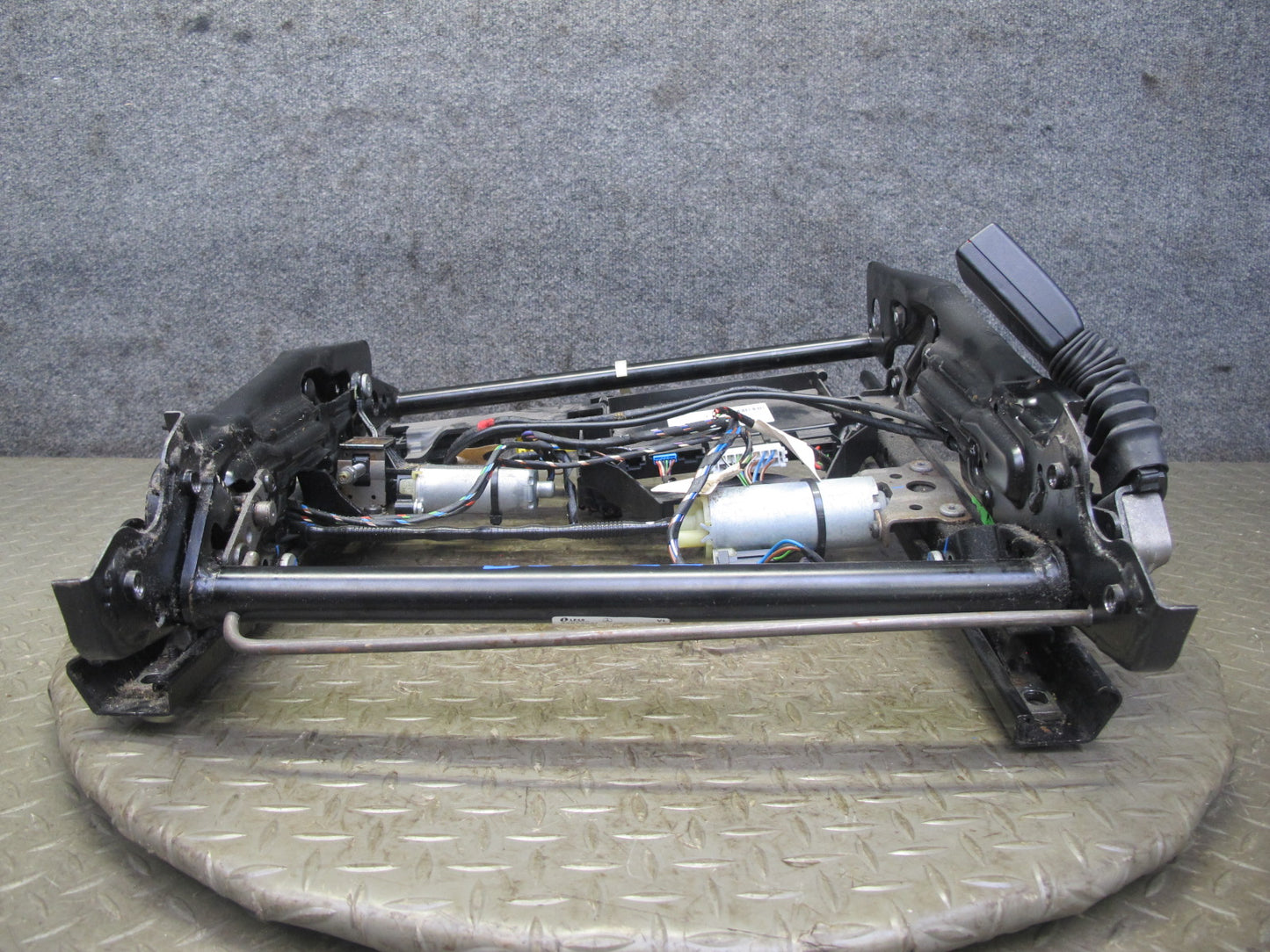 05-08 Mercedes R171 SLK55 AMG Front Left Seat Track w Motors & Module Assy OEM