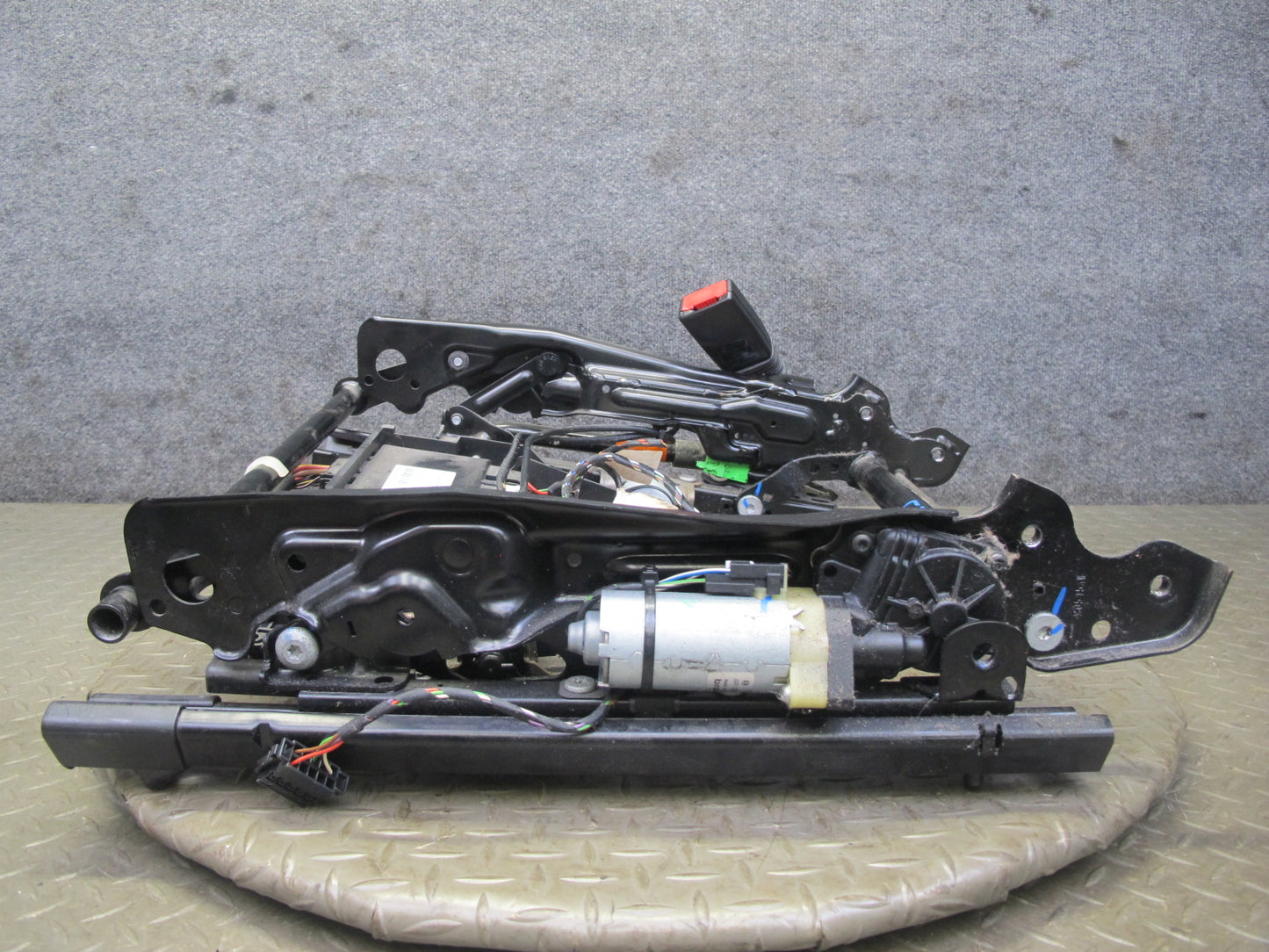 05-08 Mercedes R171 SLK55 AMG Front Left Seat Track w Motors & Module Assy OEM