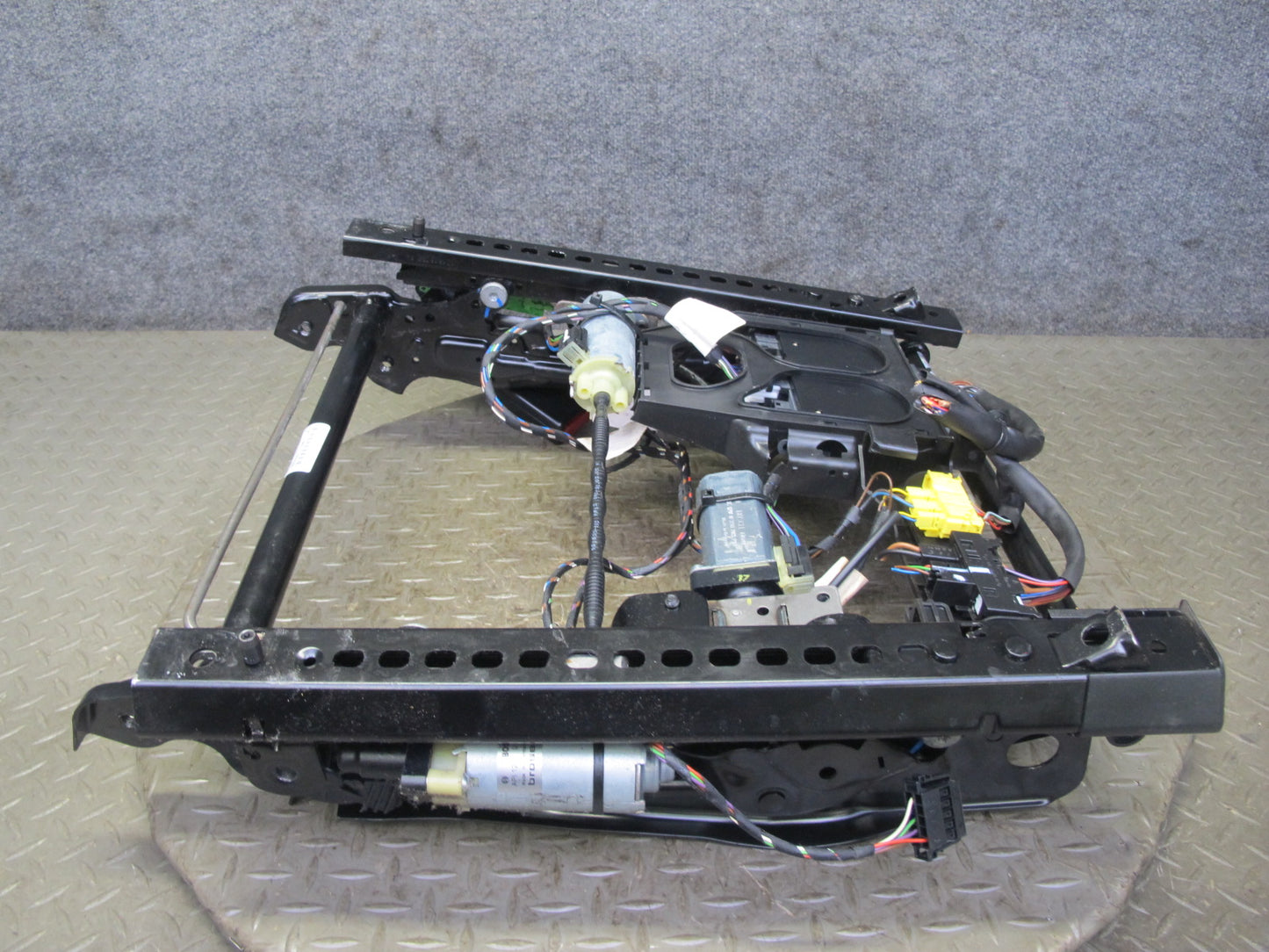 05-08 Mercedes R171 SLK55 AMG Front Left Seat Track w Motors & Module Assy OEM