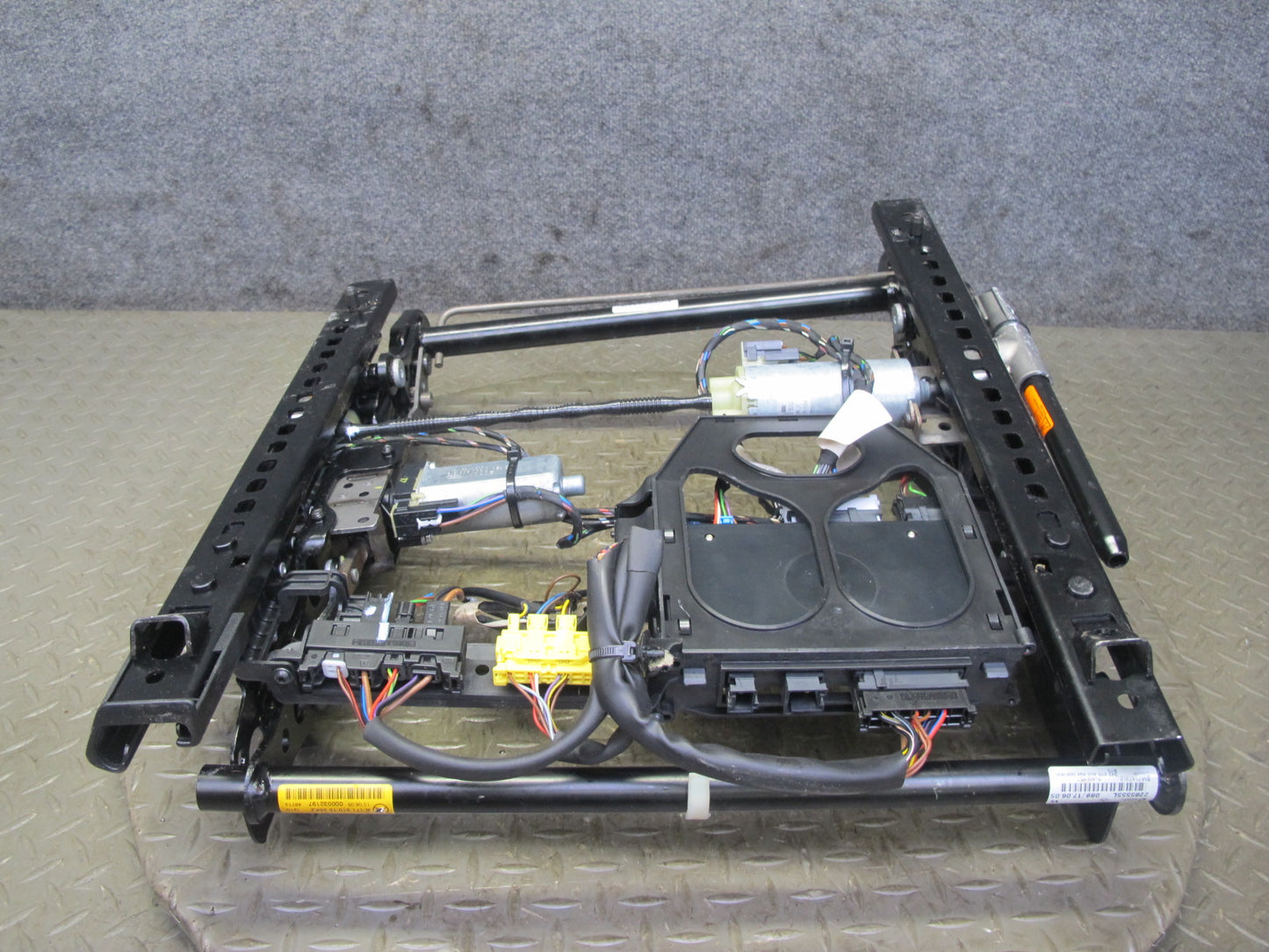 05-08 Mercedes R171 SLK55 AMG Front Left Seat Track w Motors & Module Assy OEM