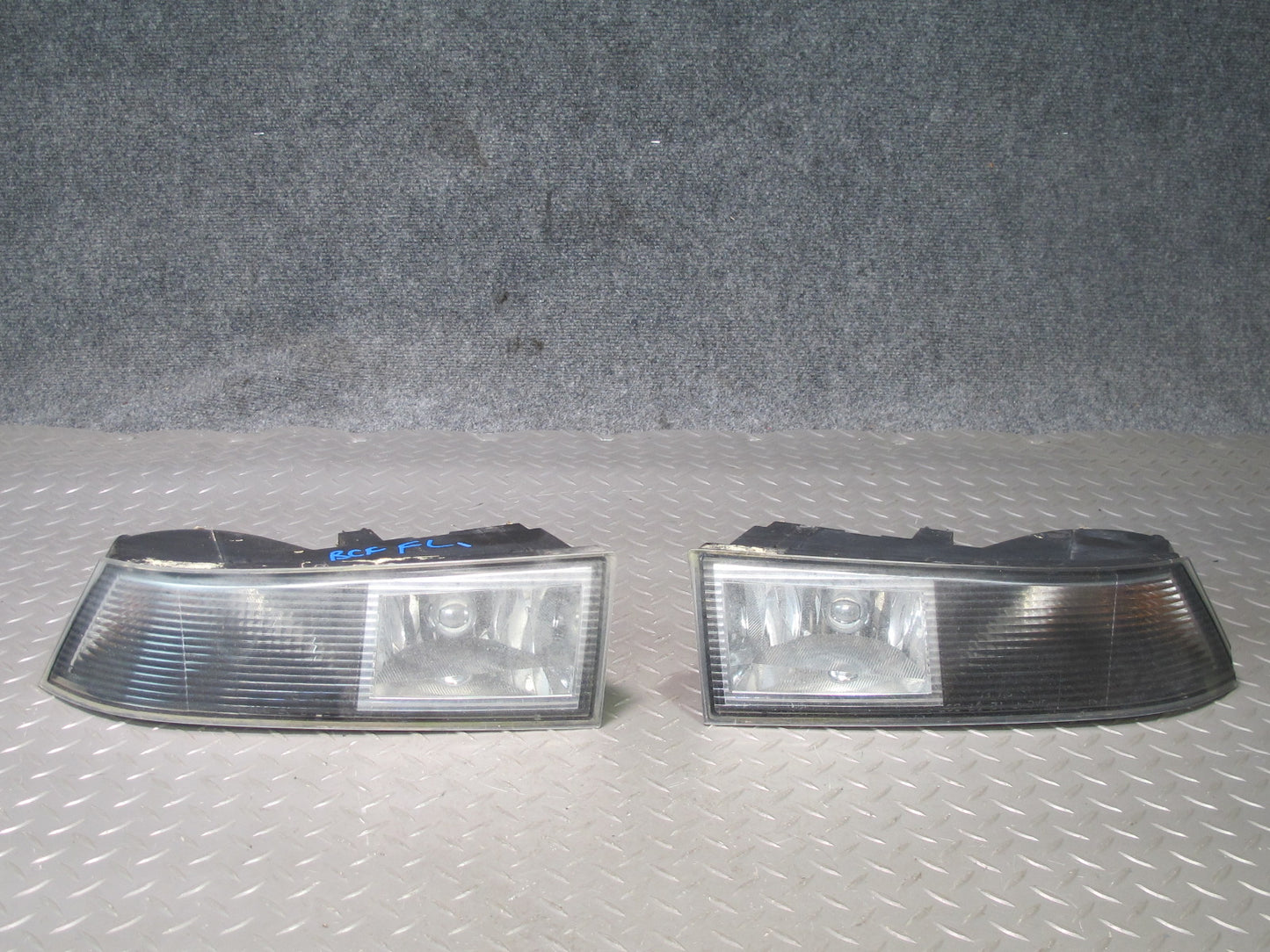 2007-2014 Cadillac Escalade Front Left & Right Driving Fog Light Lamp Set of 2
