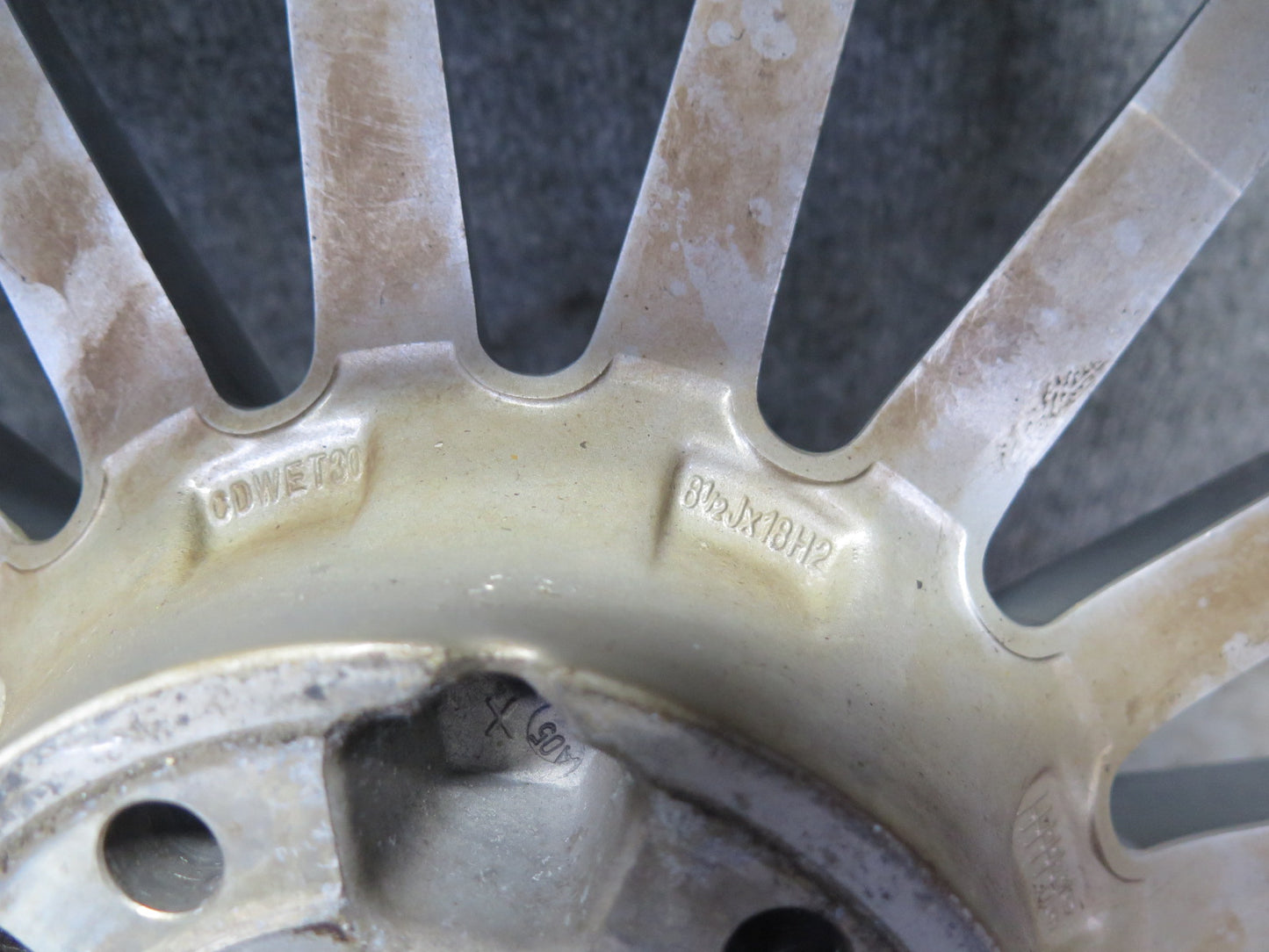 05-11 Mercedes R171 SLK55 AMG Rear R18 18" Alloy Wheel Rim 18x8.5J ET30 OEM