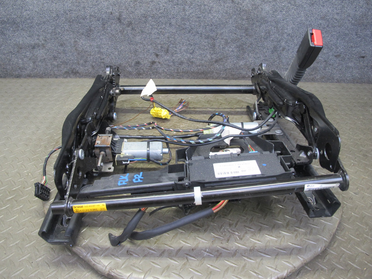 05-08 Mercedes R171 SLK55 AMG Front Right Seat Track w Motors & Module Assy OEM