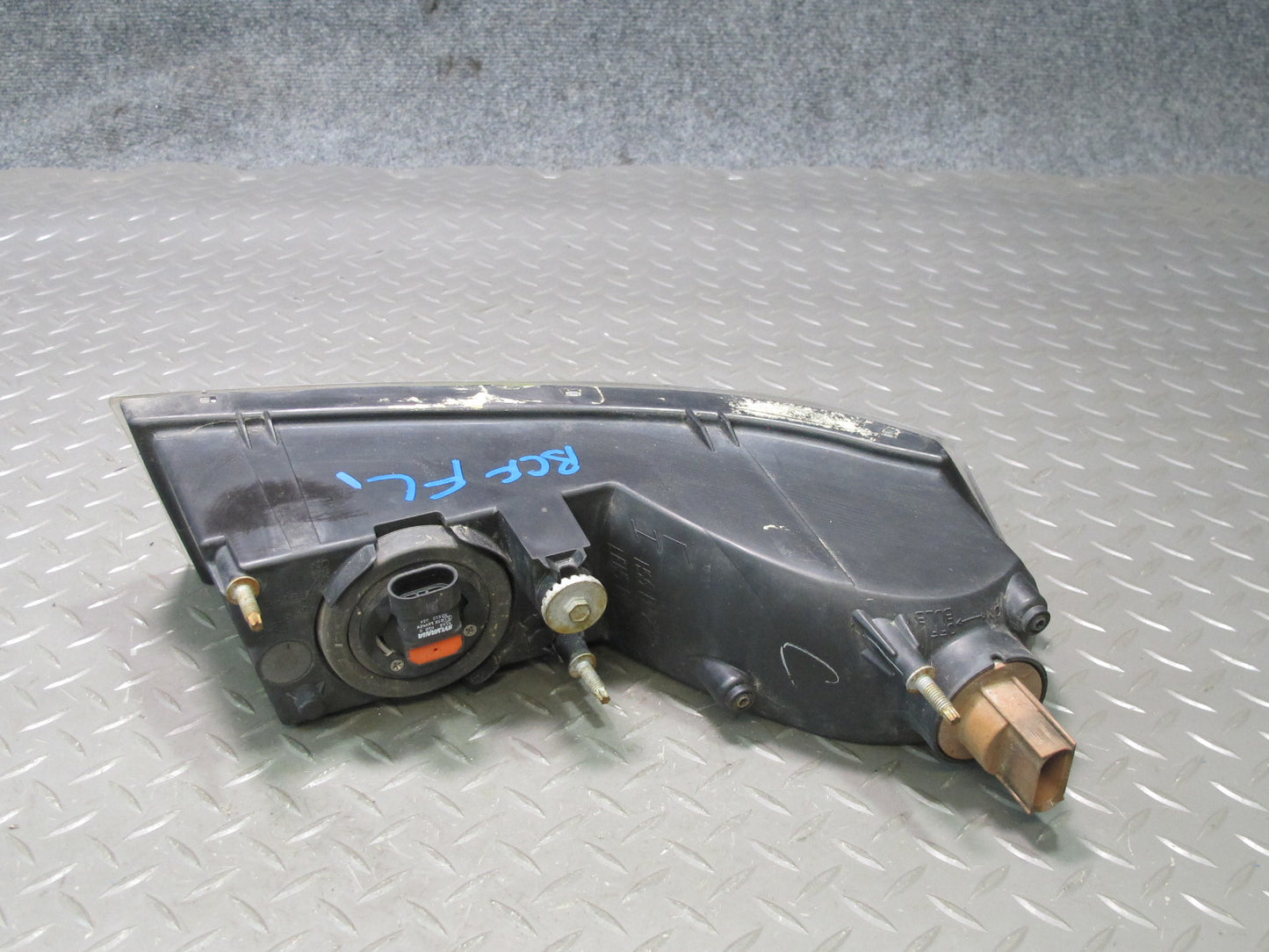 2007-2014 Cadillac Escalade Front Left & Right Driving Fog Light Lamp Set of 2