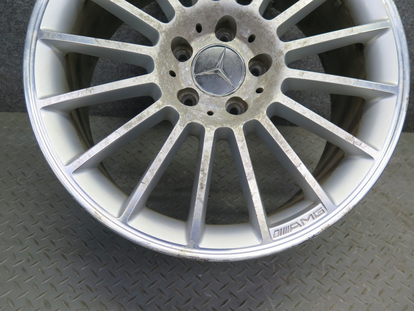 05-11 Mercedes R171 SLK55 AMG Rear R18 18" Alloy Wheel Rim 18x8.5J ET30 OEM