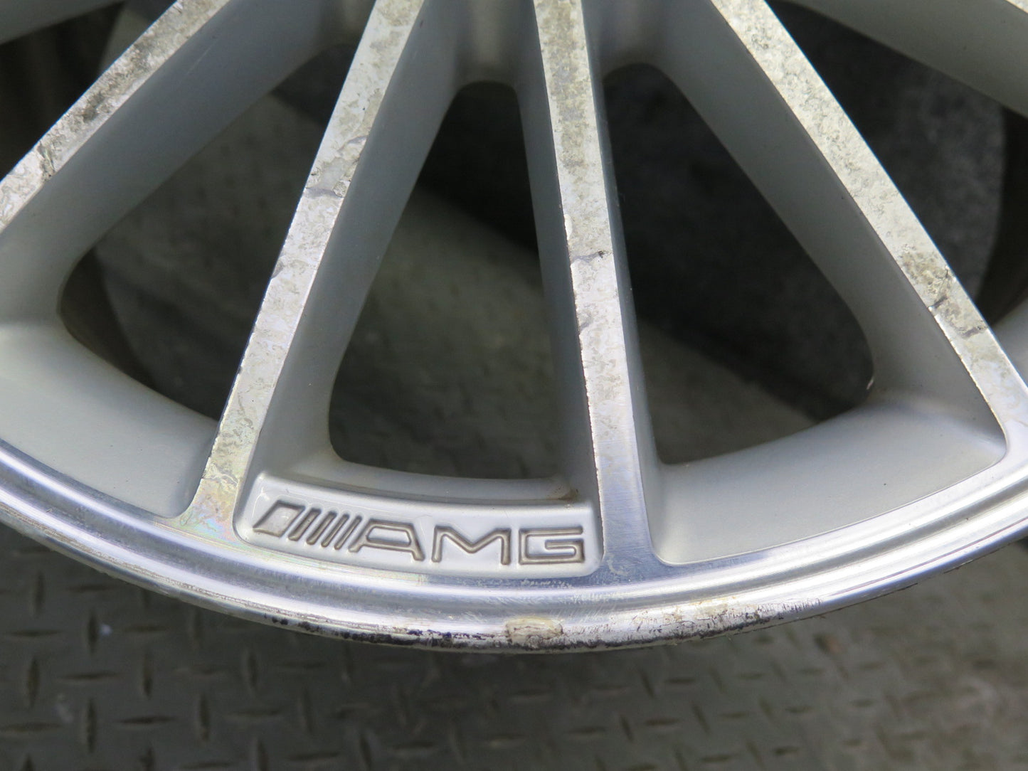 05-11 Mercedes R171 SLK55 AMG Rear R18 18" Alloy Wheel Rim 18x8.5J ET30 OEM
