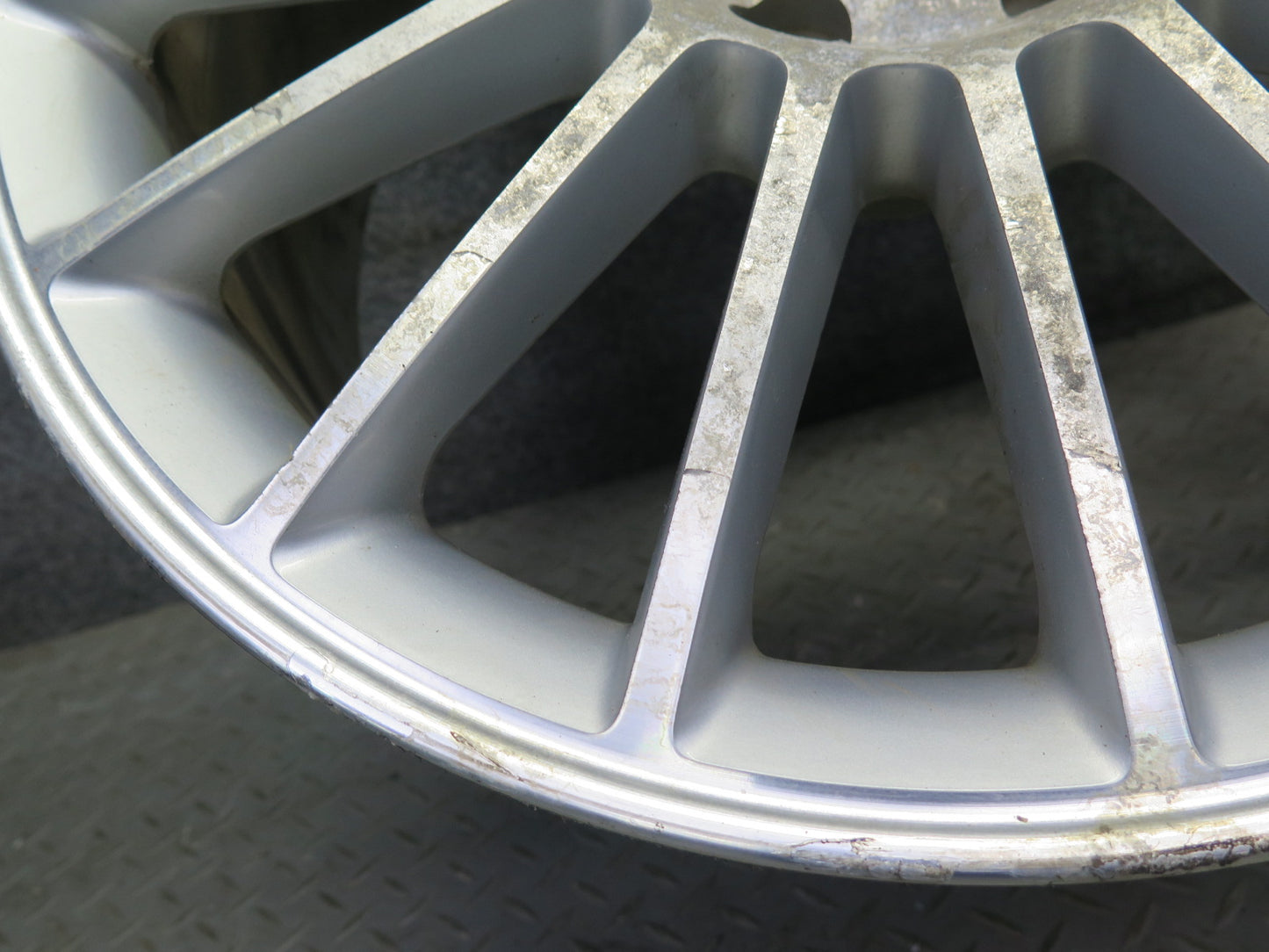 05-11 Mercedes R171 SLK55 AMG Rear R18 18" Alloy Wheel Rim 18x8.5J ET30 OEM